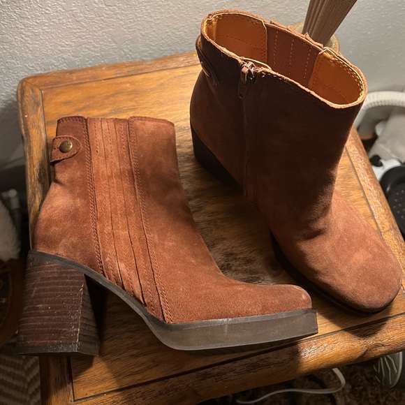 Zodiac Heeled Boot - Picture 1 of 3